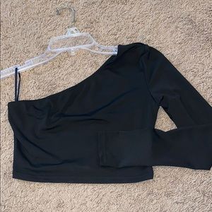 Black one sleeve crop top